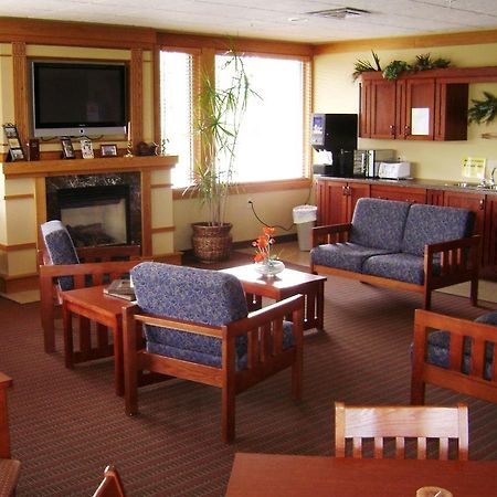 Prairie Inn & Suites Holmen Exterior foto