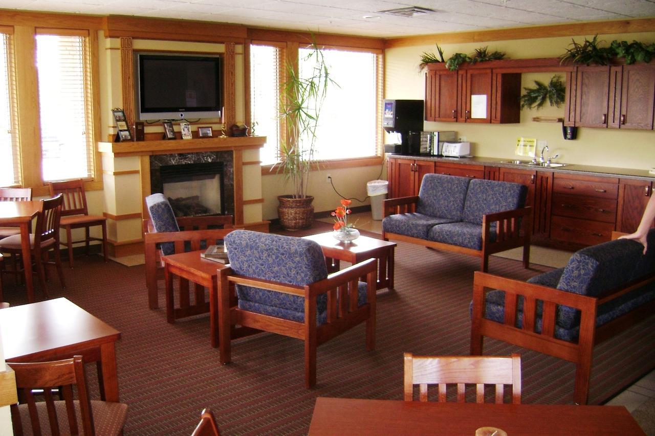 Prairie Inn & Suites Holmen Exterior foto